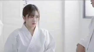 永濑由衣引退前SP！追梦的永濑由衣和真正友人美少女的最后夜游后宫中出大乱交趴